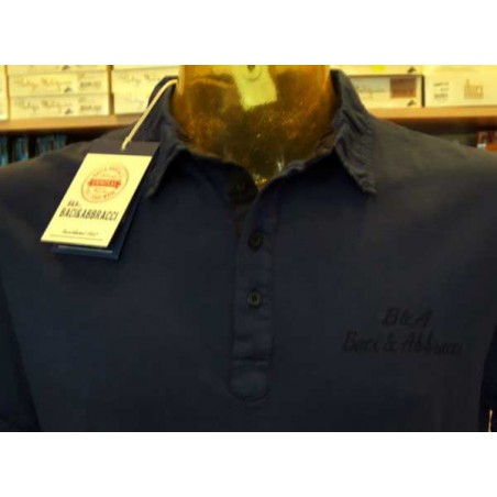 Polo uomo Baci & Abbracci con logo frontale e bordi mimetici