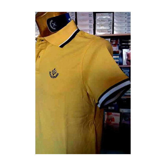 Polo uomo Baci & Abbracci con logo frontale e collo bordi rigati