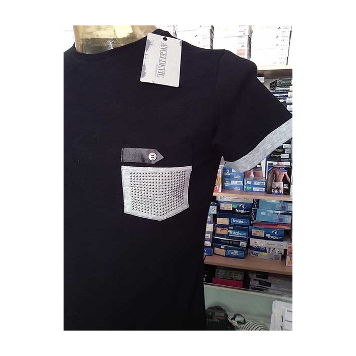 T-shirt uomo Angel Devil manica corta a girocollo con vero taschino borchiato