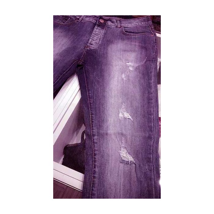 Jeans uomo Angel Devil elasticizzato con rotture frontali