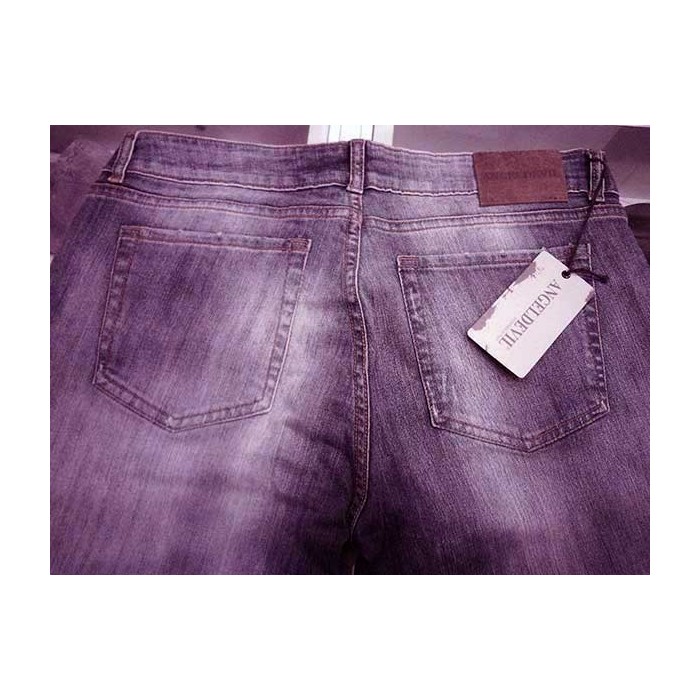 Jeans uomo Angel Devil elasticizzato con rotture frontali