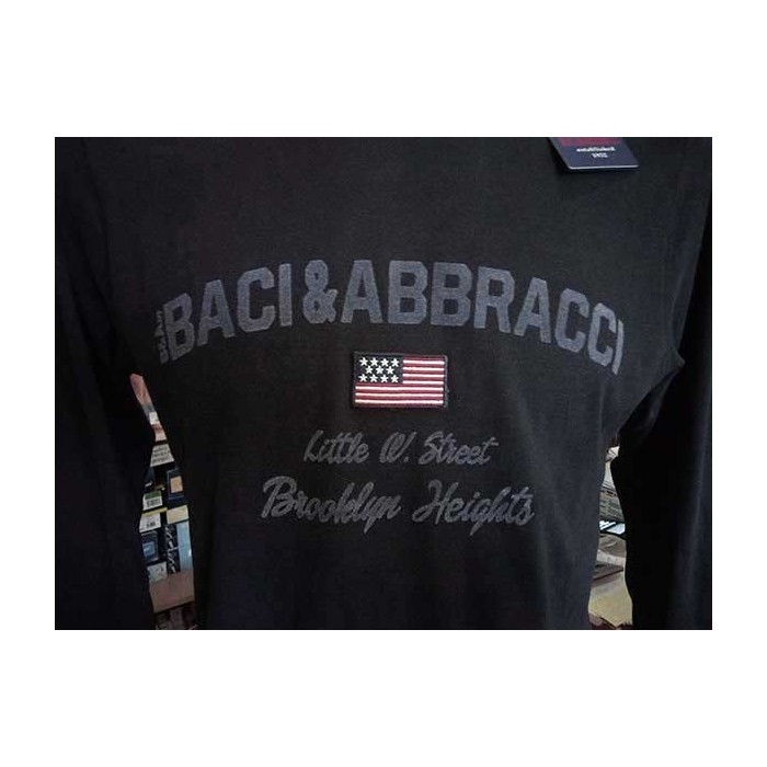 T-shirt uomo Baci & Abbracci manica lunga a girocollo in cotone con stampa e bandiera