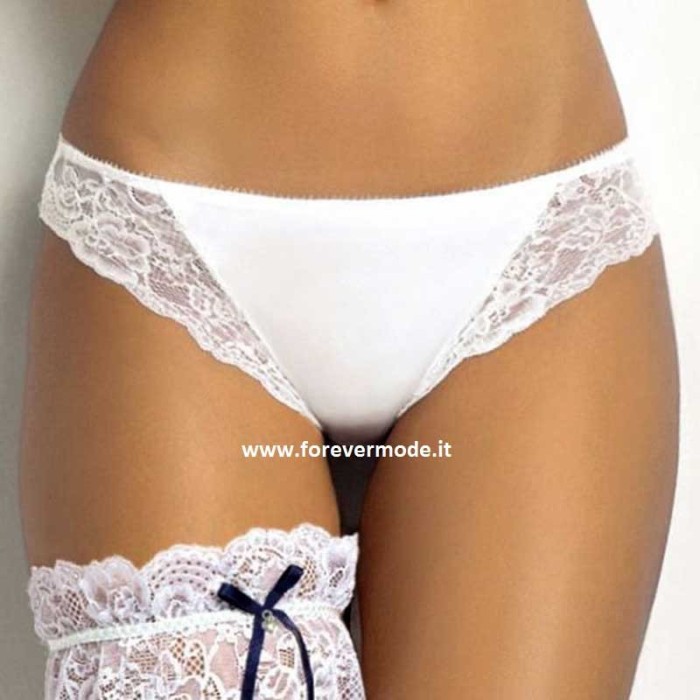 Slip brasiliana donna SieLei in fine microfibra davanti e pizzo dietro