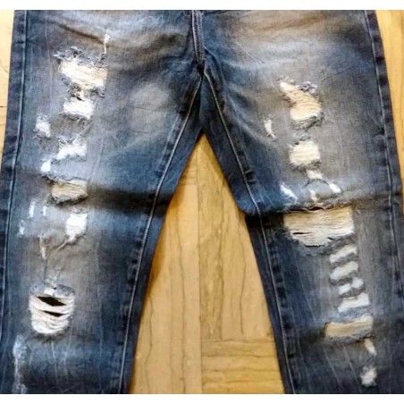 Jeans uomo Baci & Abbracci moda con rotture foderate e sbiaditure Jeans uomo Baci & Abbracci moda con rotture foderate e sbiaditure